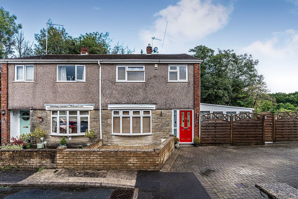 Property photo 1 of 36