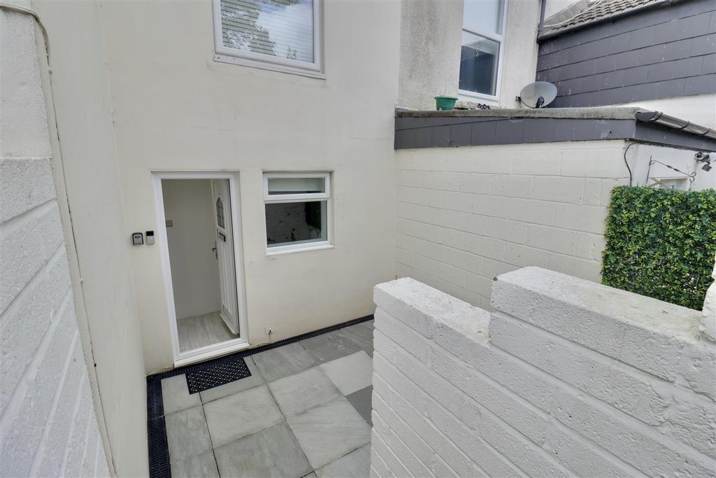 Property photo 1 of 23 3.Jpg