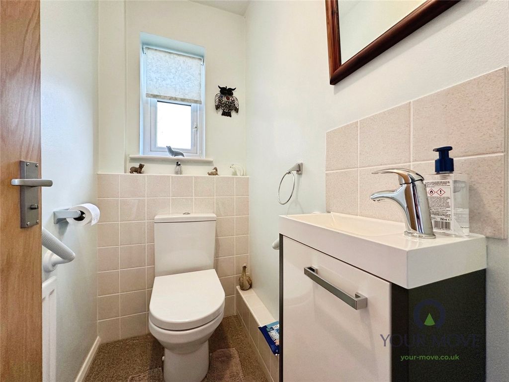 Property photo 3 of 20 W/C