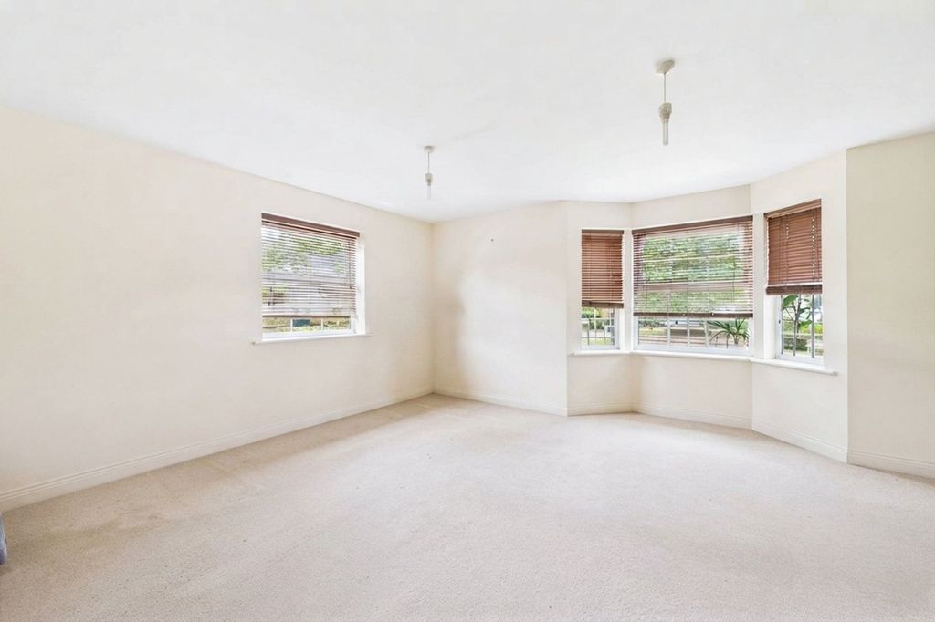 Property photo 3 of 9 Picture No. 08