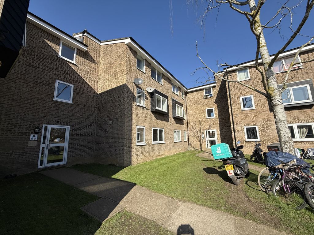 Property photo 1 of 12
