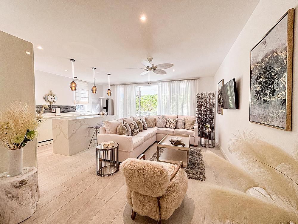 Property photo 1 of 31