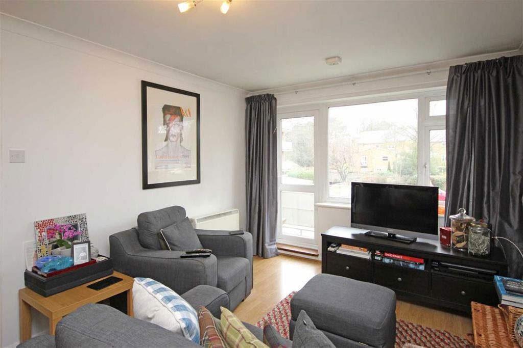 Property photo 2 of 5