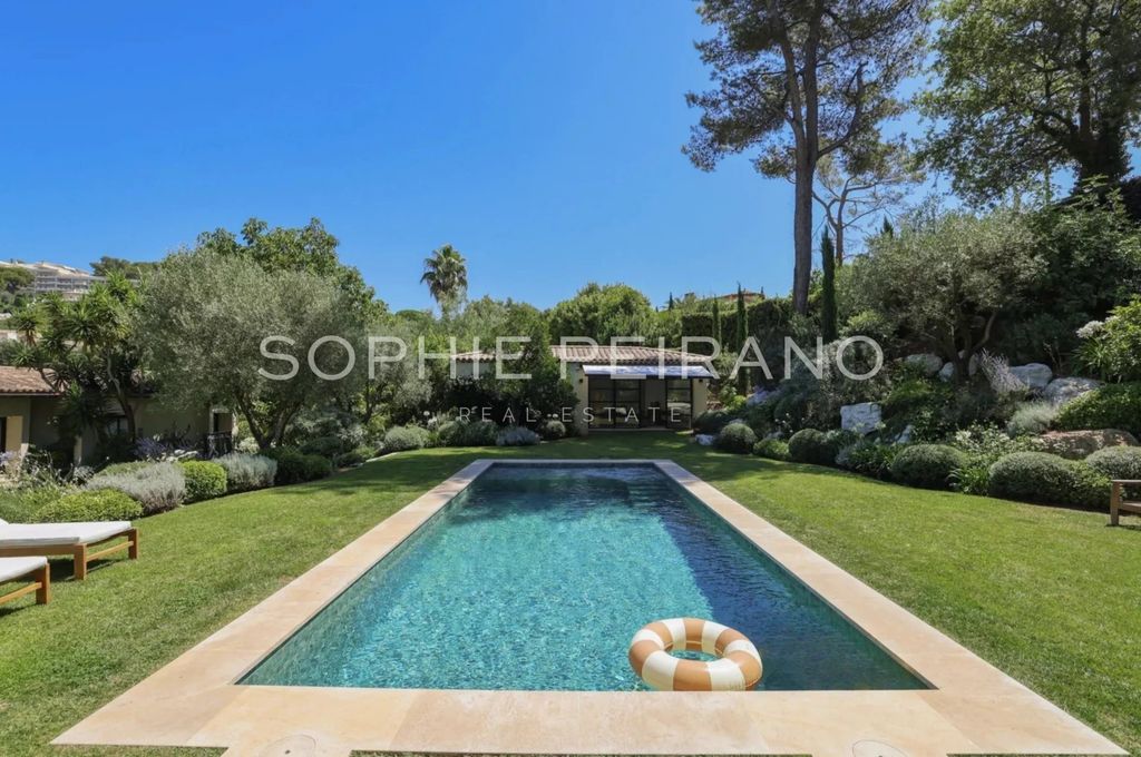 Property photo 1 of 15 Le Cannet Residential - Villa With Pool