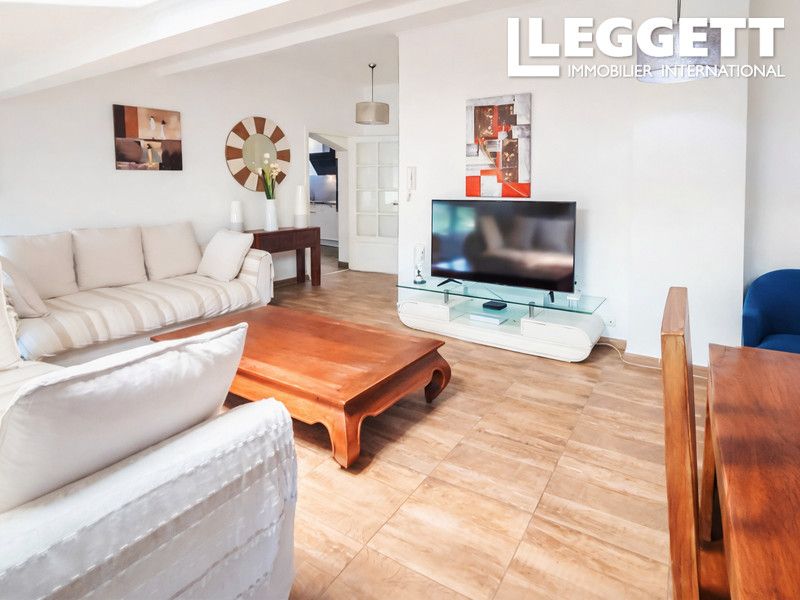 Property photo 3 of 10