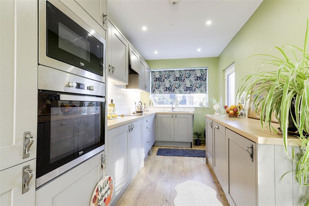 Property photo 2 of 24 1307.Jpg