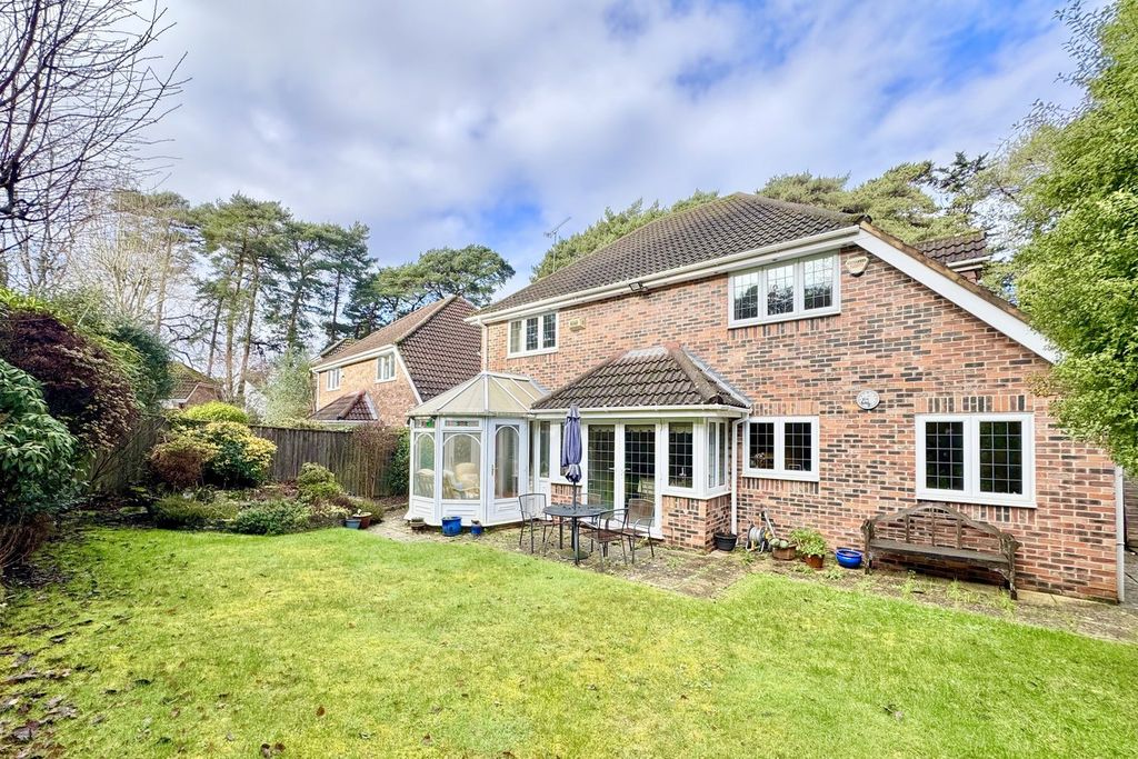 Property photo 3 of 14