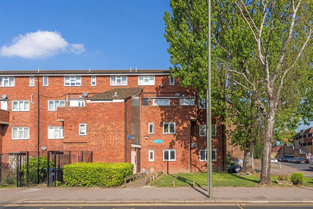 Property photo 1 of 10 Groombridge House-9.Jpg