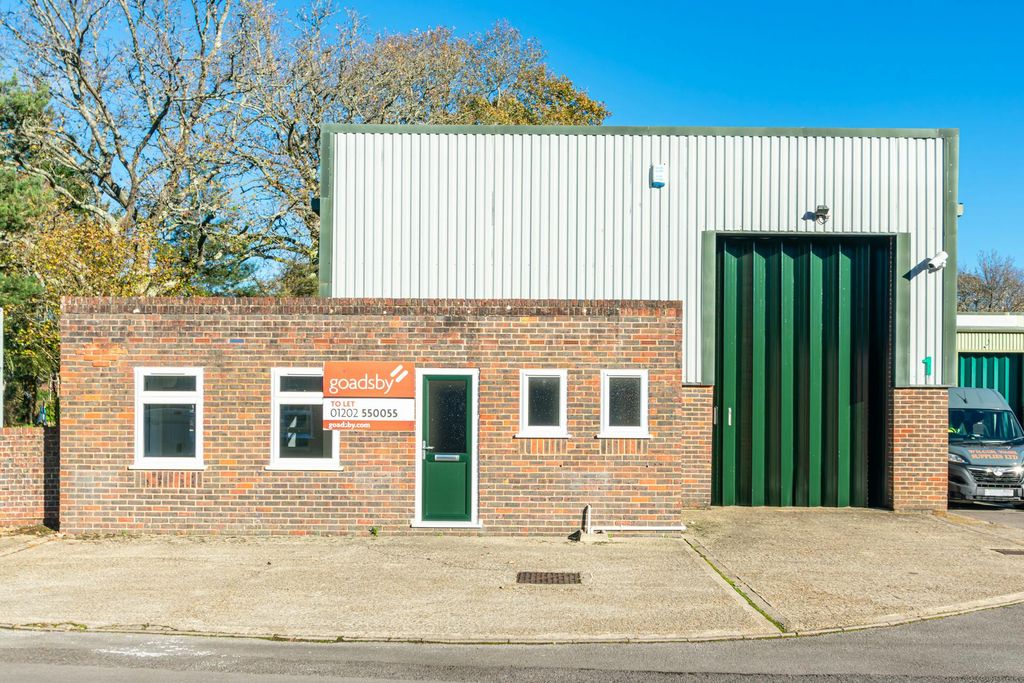 Property photo 3 of 5 17.Jpg