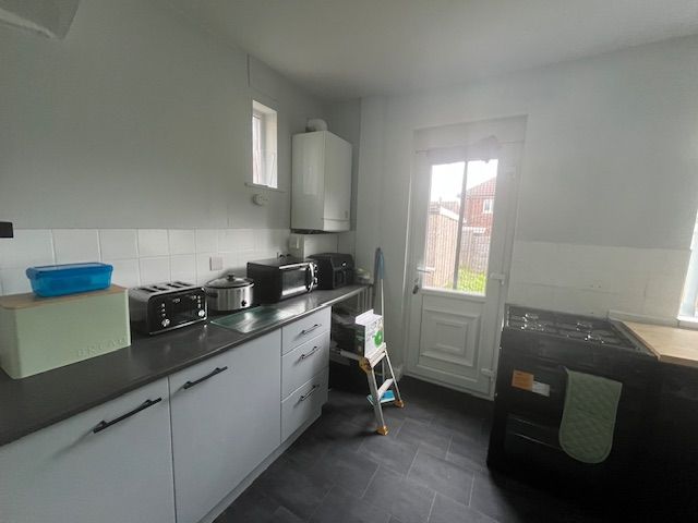 Property photo 3 of 15 Entrance Porch