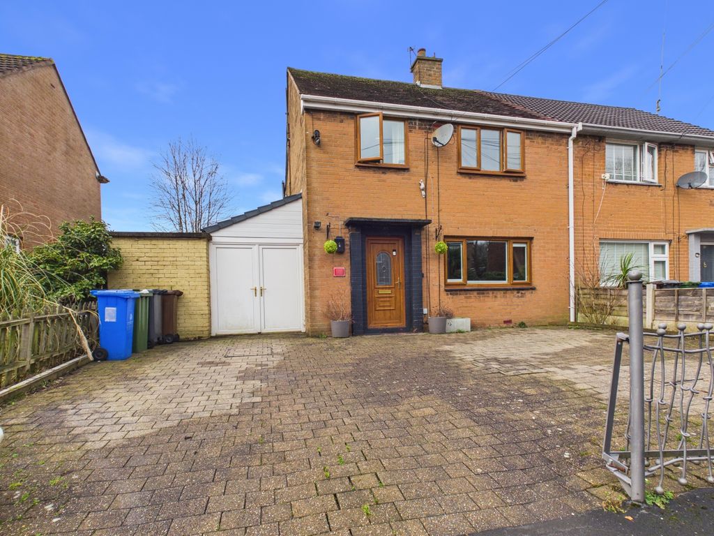 Property photo 1 of 28 Cam03729G0-Pr0242-Still030