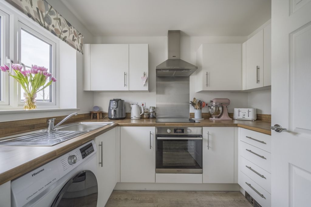 Property photo 2 of 12 Dsc_6440Hdr-Edit