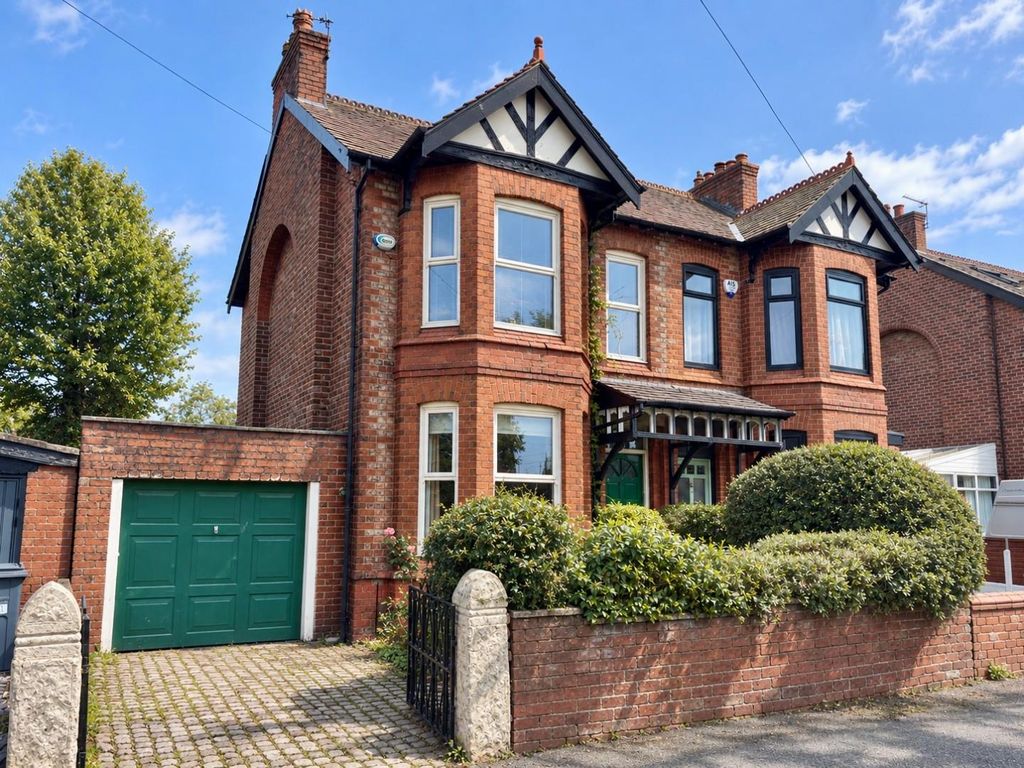 Property photo 1 of 32