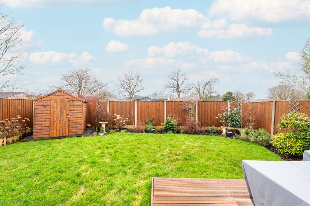 Property photo 3 of 18