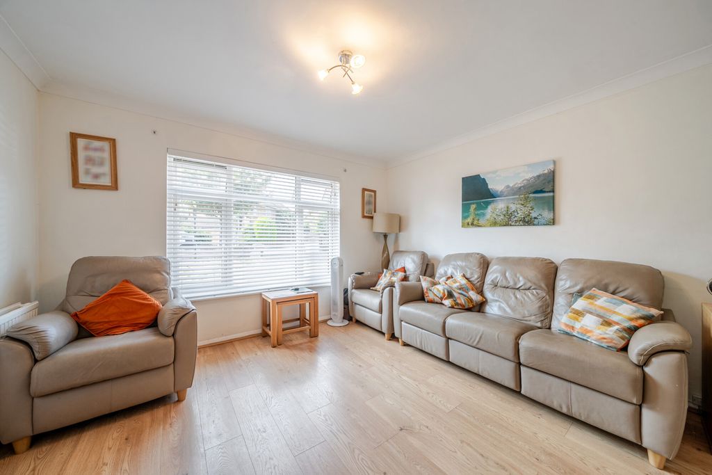 Property photo 2 of 25 1507869-23-6A7F24...