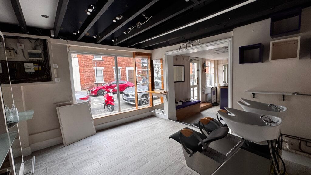 Property photo 3 of 5