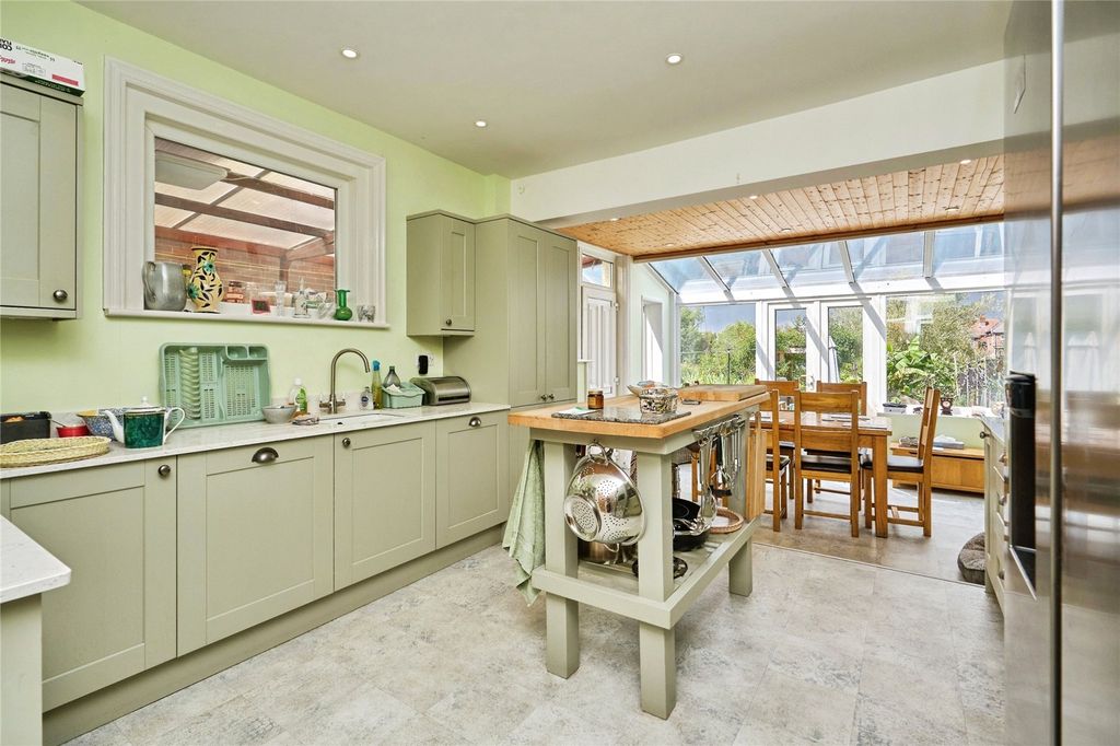 Property photo 2 of 20 Kitchen/Diner