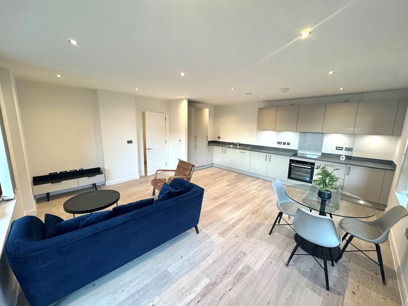 Property photo 2 of 9 Photo 8