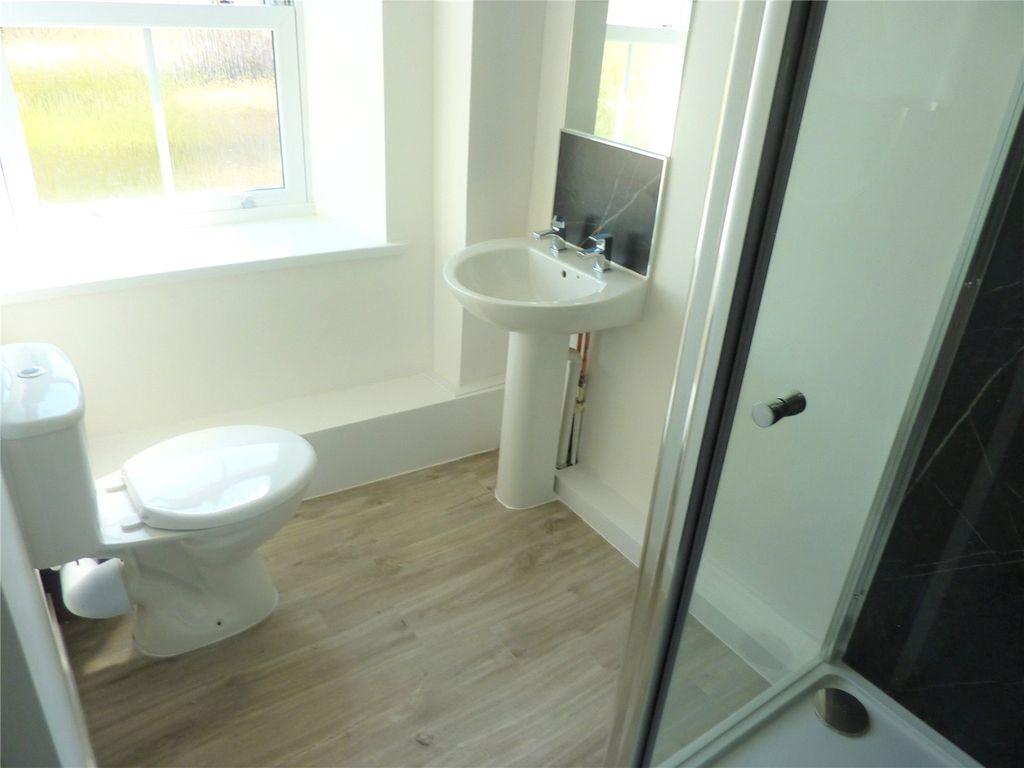 Property photo 2 of 6 Shower Room