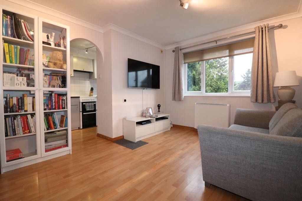 Property photo 1 of 6
