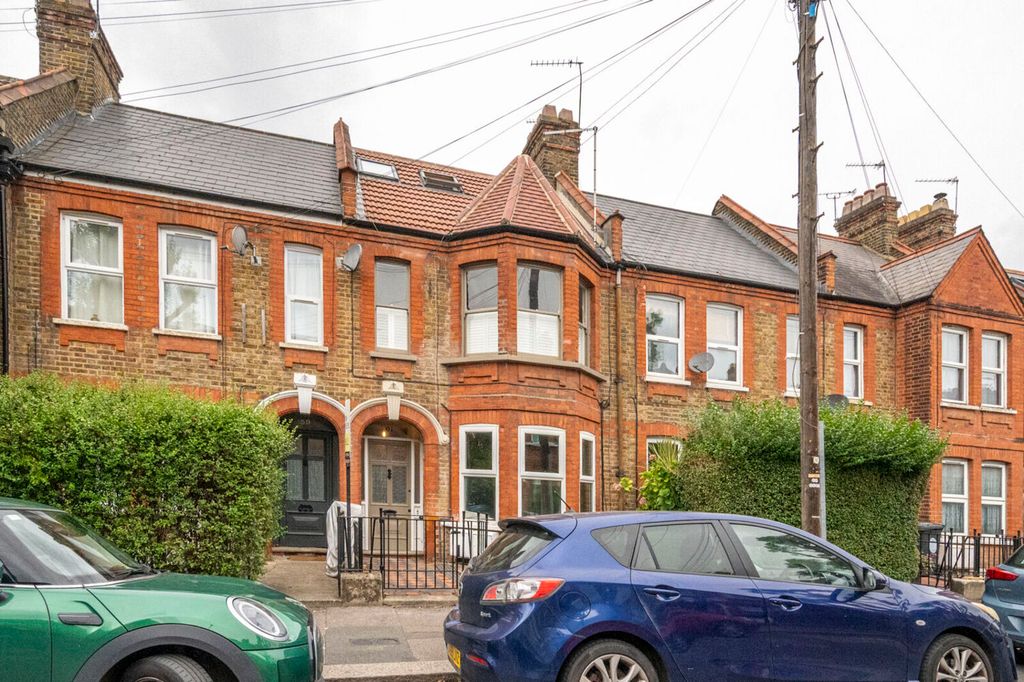 Property photo 1 of 7