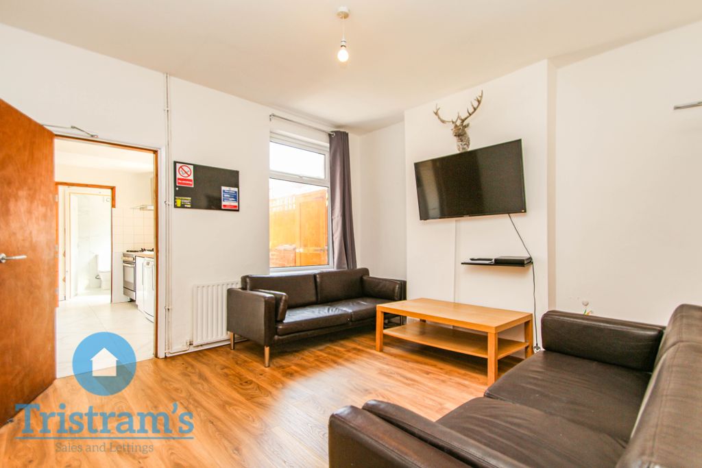 Property photo 2 of 15 Img_9548