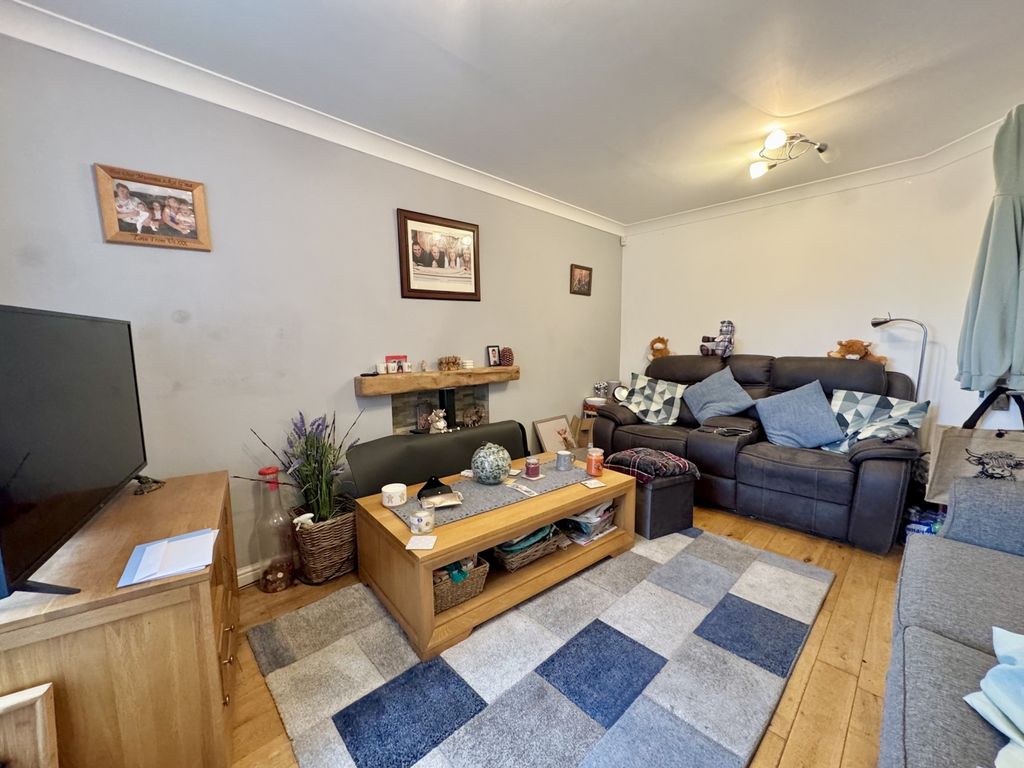 Property photo 2 of 18 Img_4597