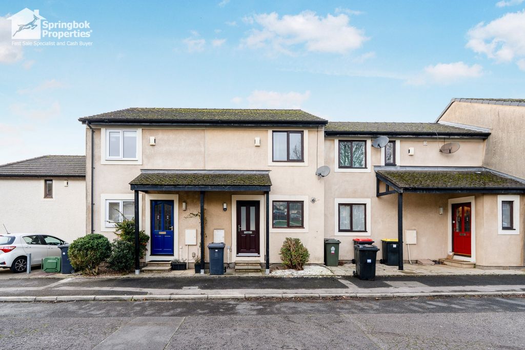 Property photo 1 of 16 Front View