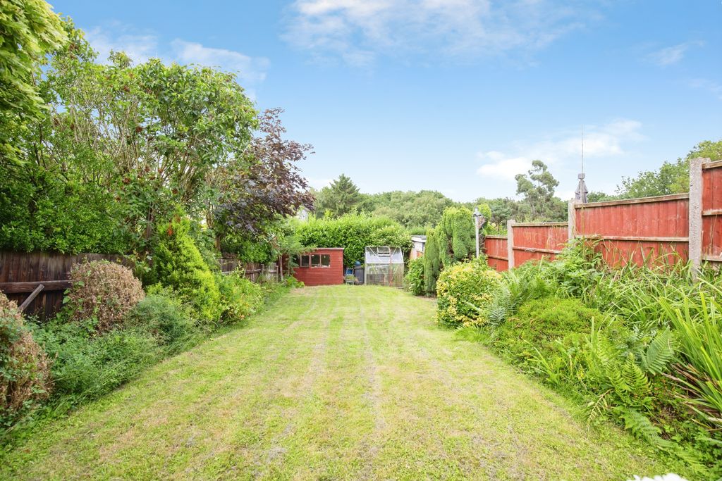 Property photo 2 of 22 E6Fdd209-Mw26-376