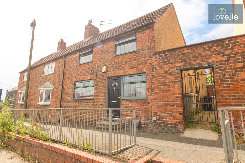 Property photo 1 of 26