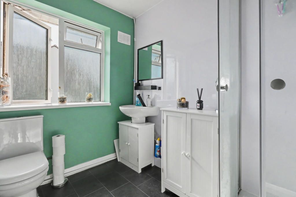 Property photo 3 of 12 Shower Room