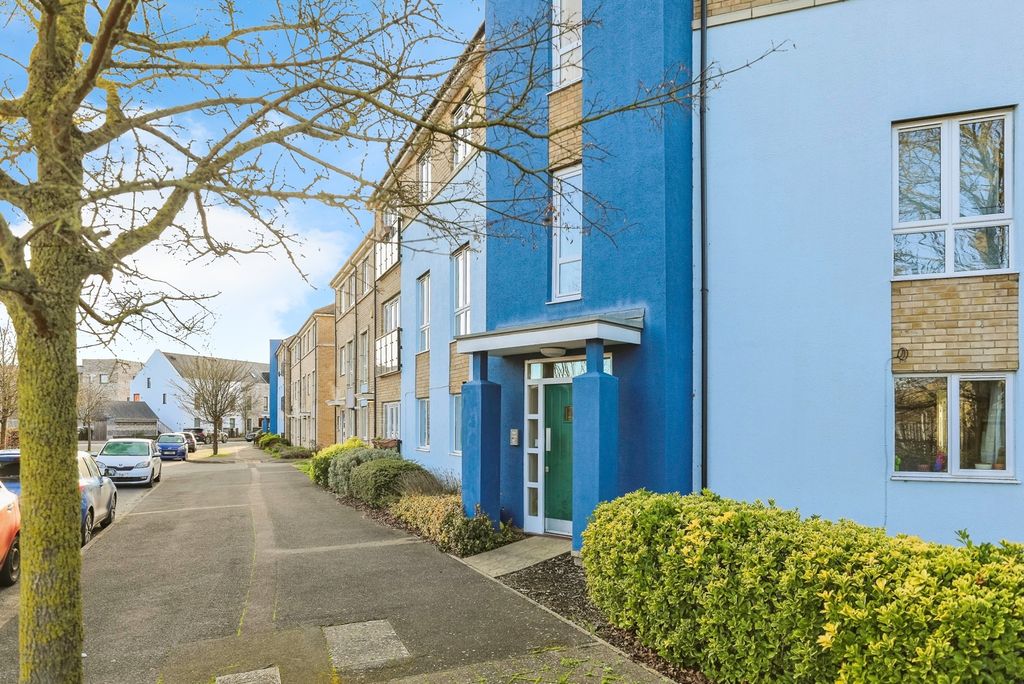 Property photo 1 of 18 Pbox-Img.Jpg