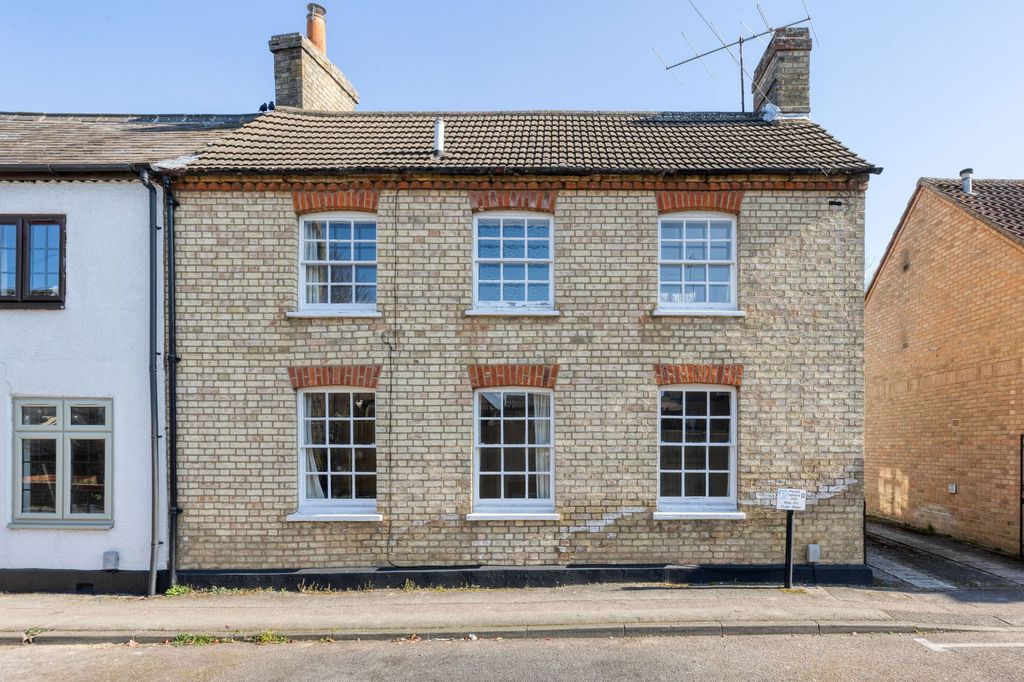 Property photo 1 of 26