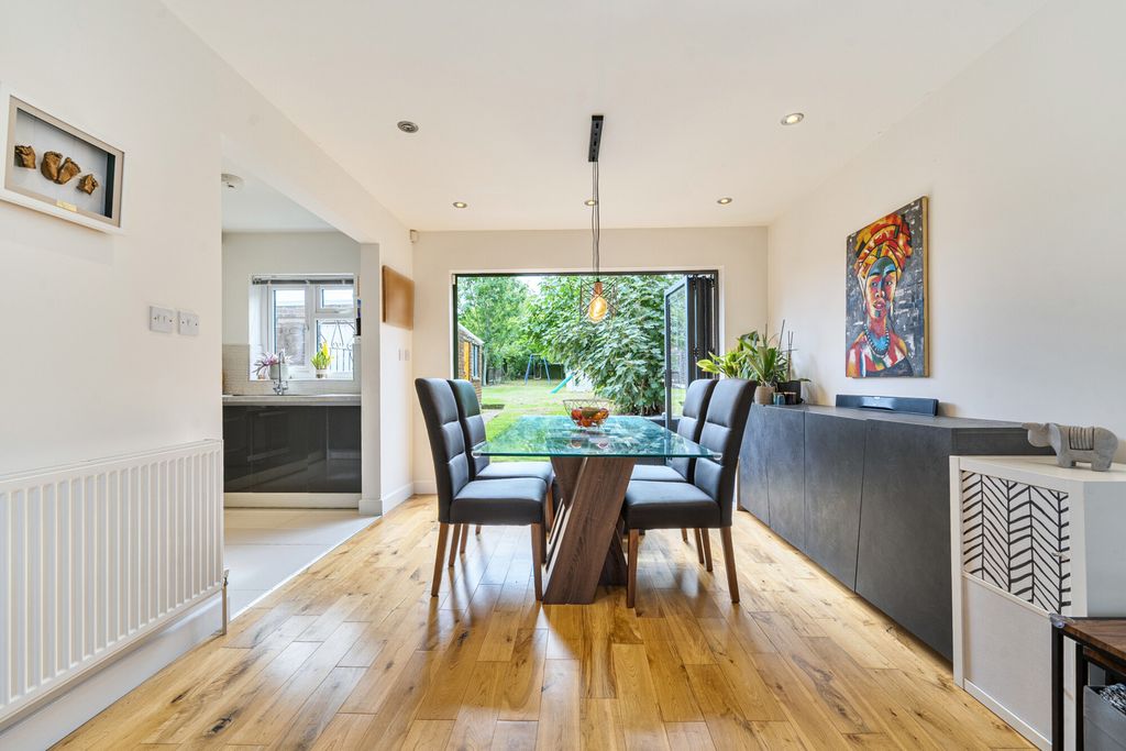 Property photo 2 of 18 1-6Aa9F76973Acf-1...