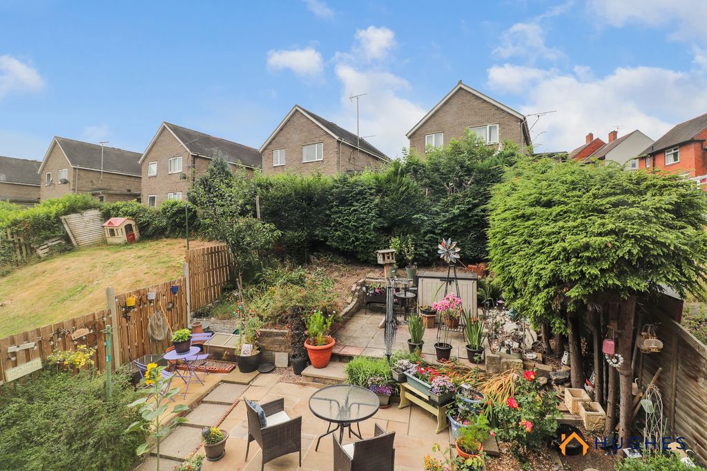 Property photo 2 of 24