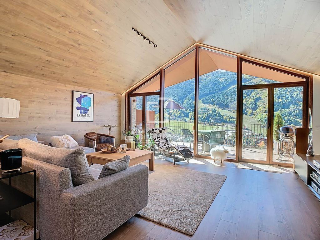 Property photo 3 of 53