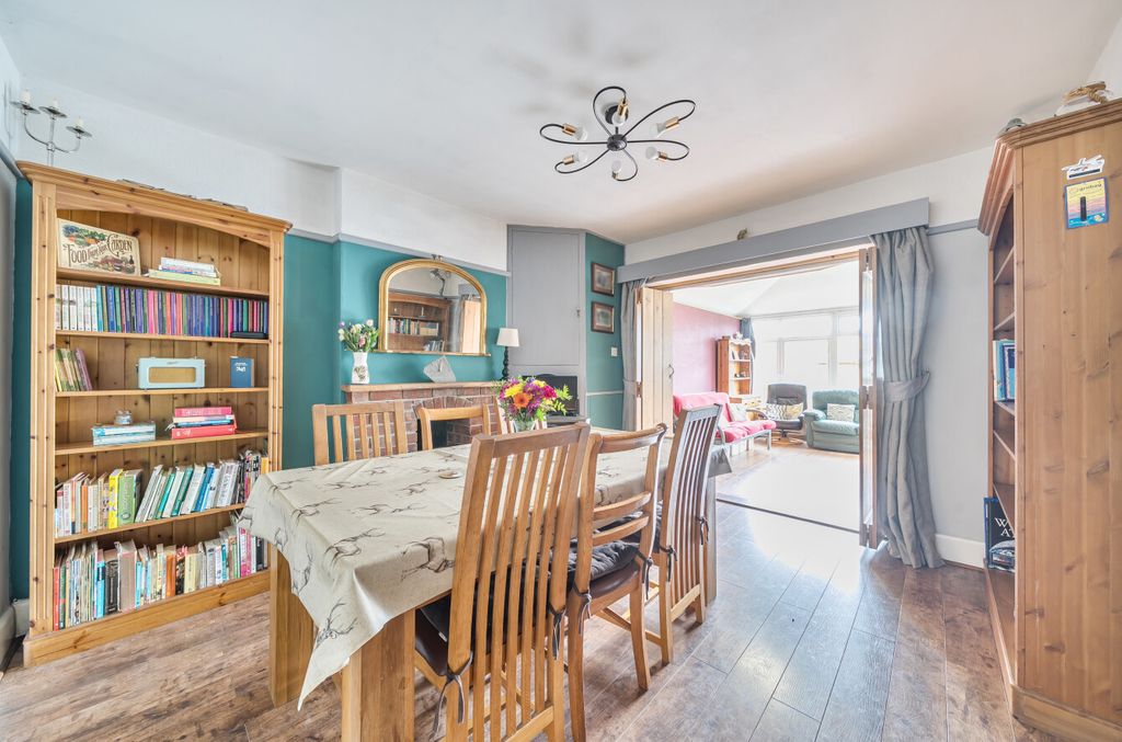 Property photo 3 of 25 1375106-9-6909F74...