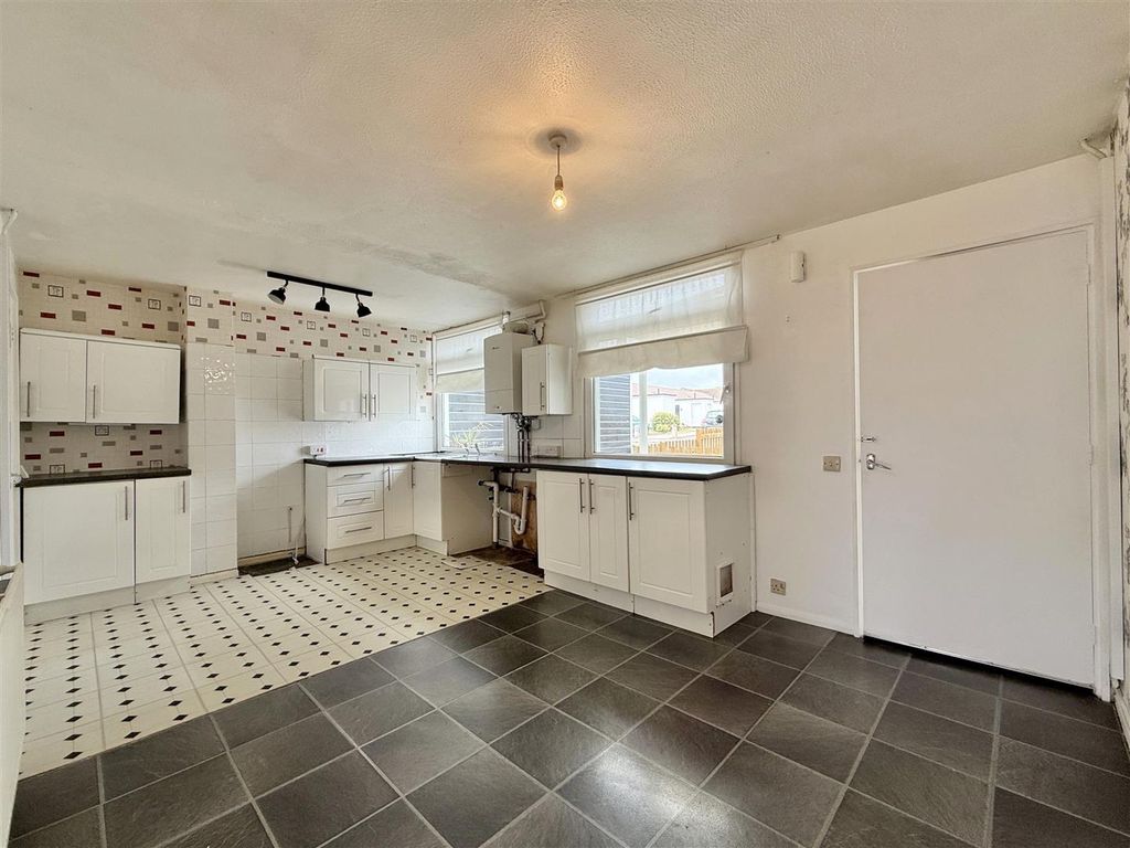 Property photo 3 of 19 Kitchen Diner_.Jpeg