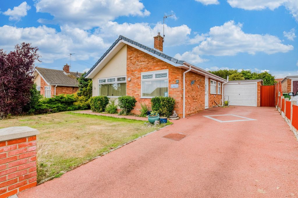 Property photo 1 of 24