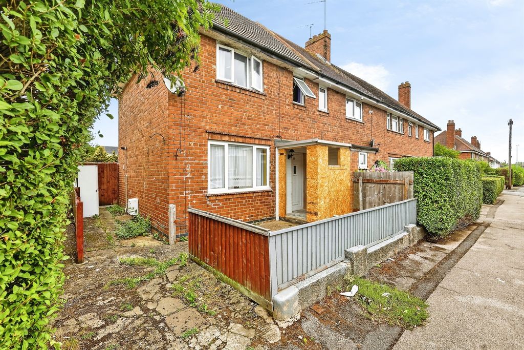 Property photo 1 of 16