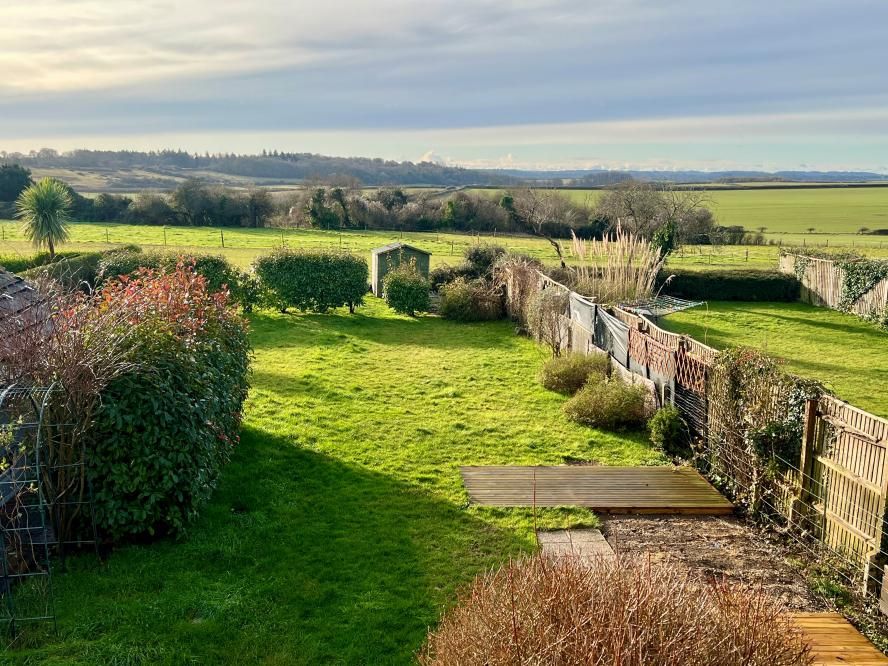 Property photo 2 of 16 Agents Notes