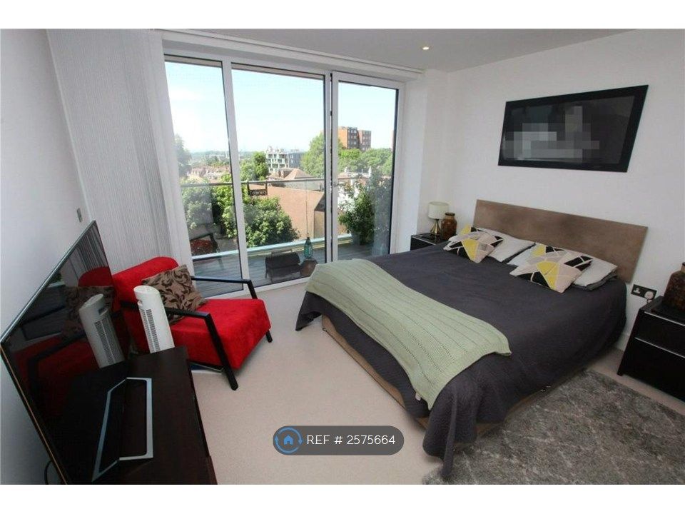 Property photo 1 of 9 The Room (Master Double Bedroom)