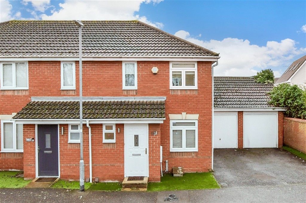 Property photo 1 of 10 External (Web)