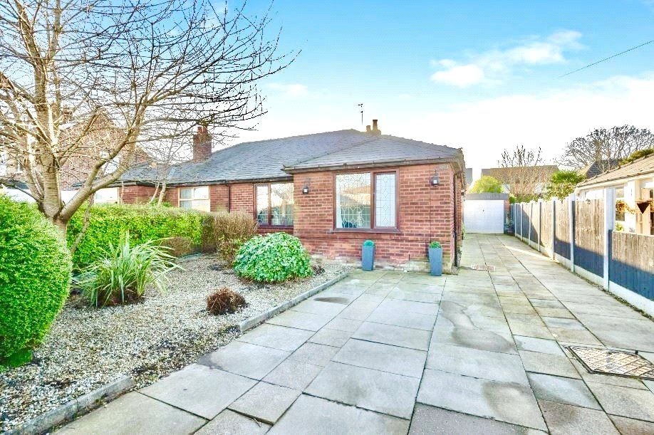 Property photo 1 of 17 Front External