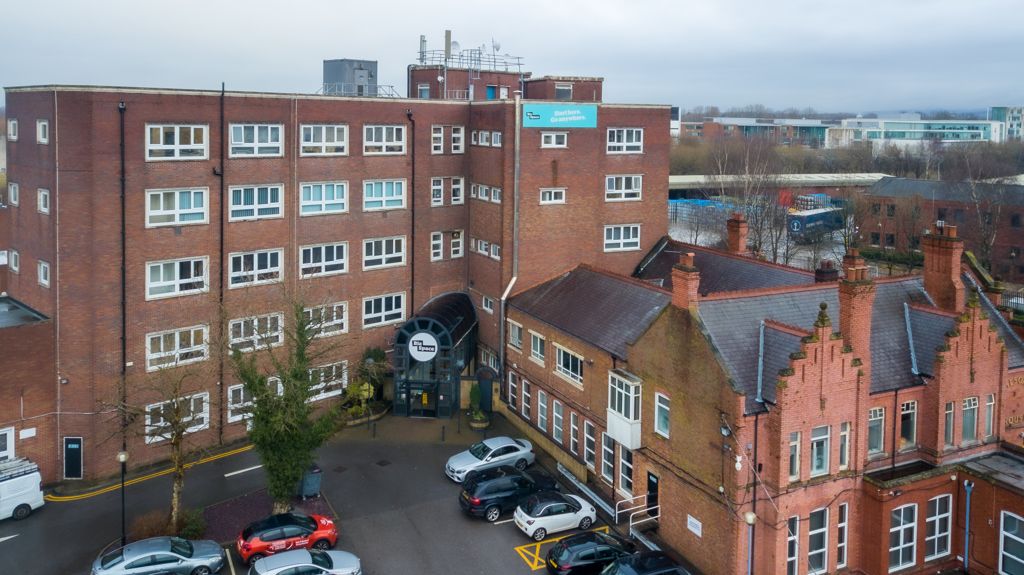 Property photo 2 of 12 Photo 1