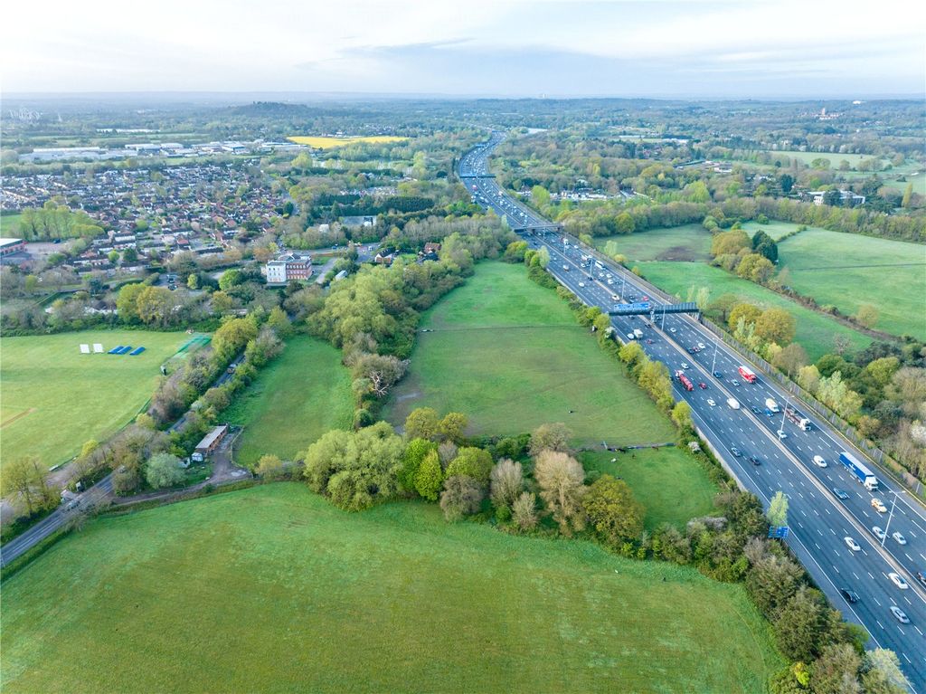 Property photo 2 of 9 Picture No. 02