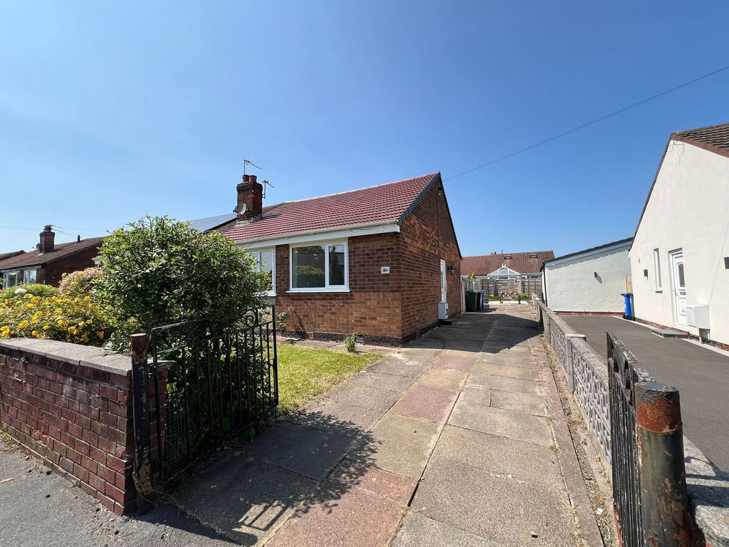 Property photo 2 of 20