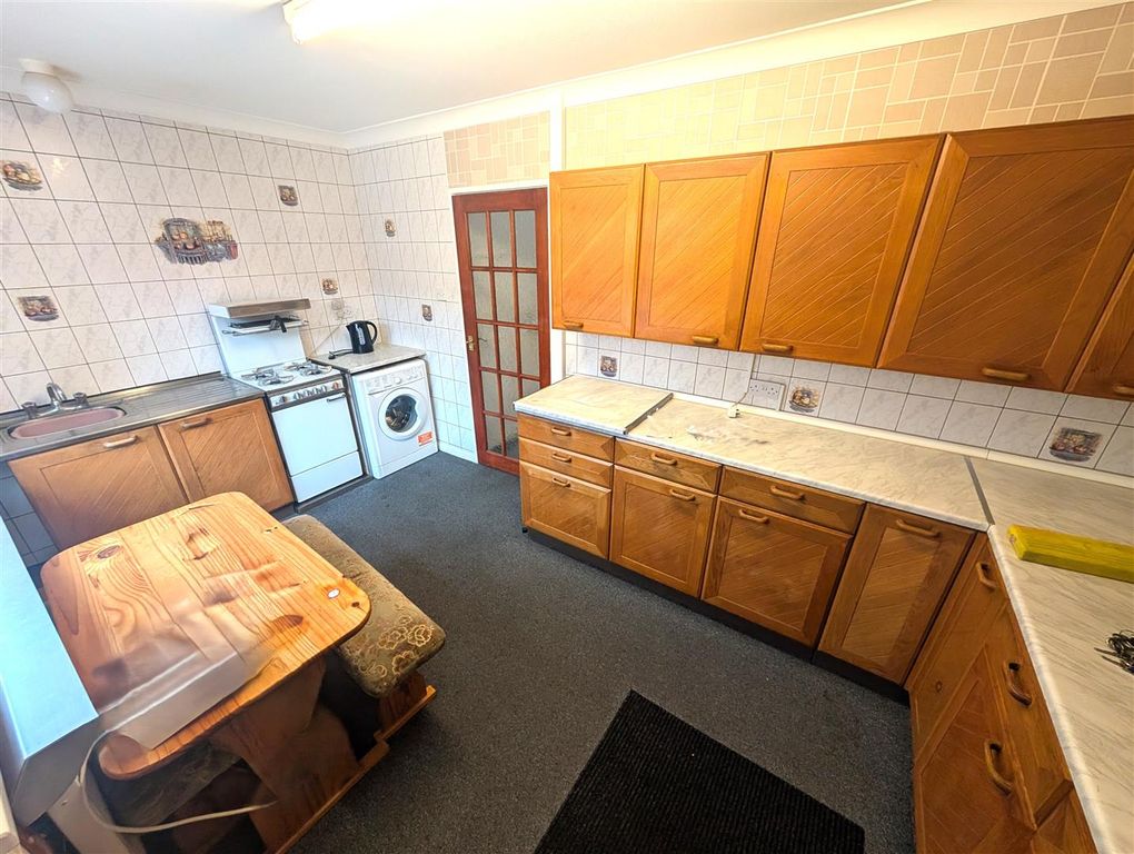 Property photo 3 of 9 Pxl_20251126_145101035.Jpg