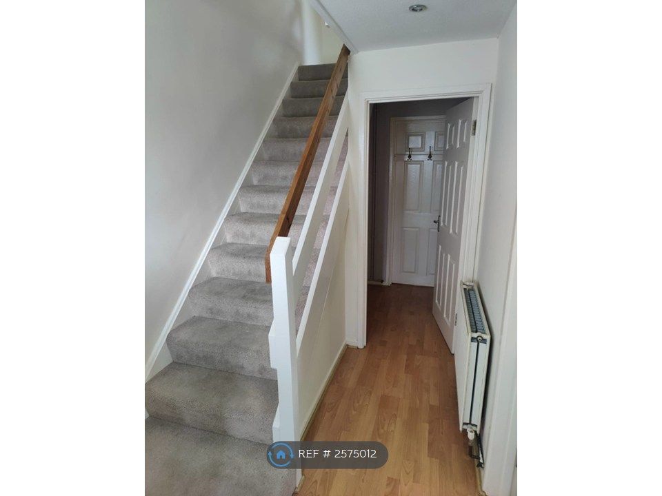 Property photo 2 of 14 Staircase