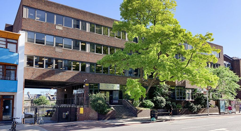 Property photo 2 of 9 Oxford  Cambridge House Upper Richmond Road Putney Sw15 Office To Let West London  Ext2 Web.Jpg